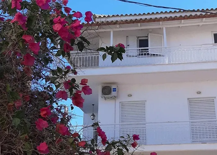 Super Renovated Maisonette - Σούπερ Ανακαινισμένη Μεζονέτα