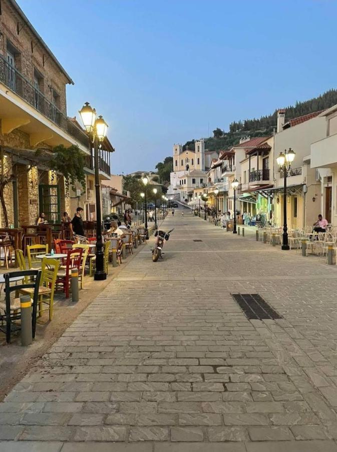 Holiday home Super Renovated Maisonette - σούπερ ανακαινισμένη μεζονέτα Filiatra